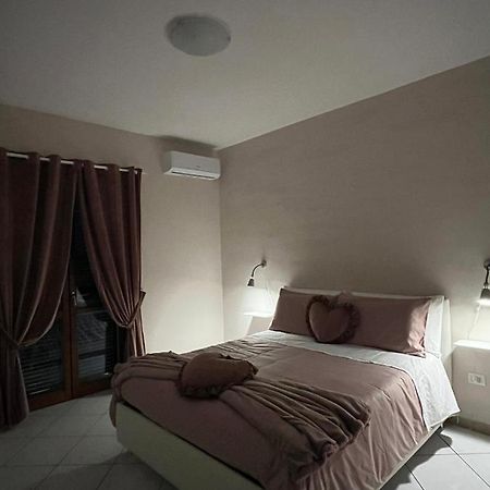 קסטלמרה די סטביה Seaside Apartment מראה חיצוני תמונה